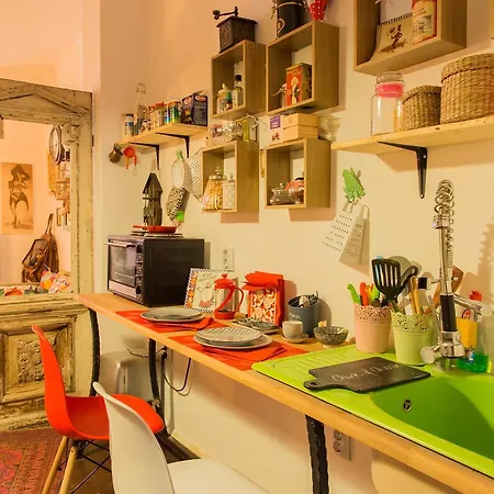 Livia Apartment *